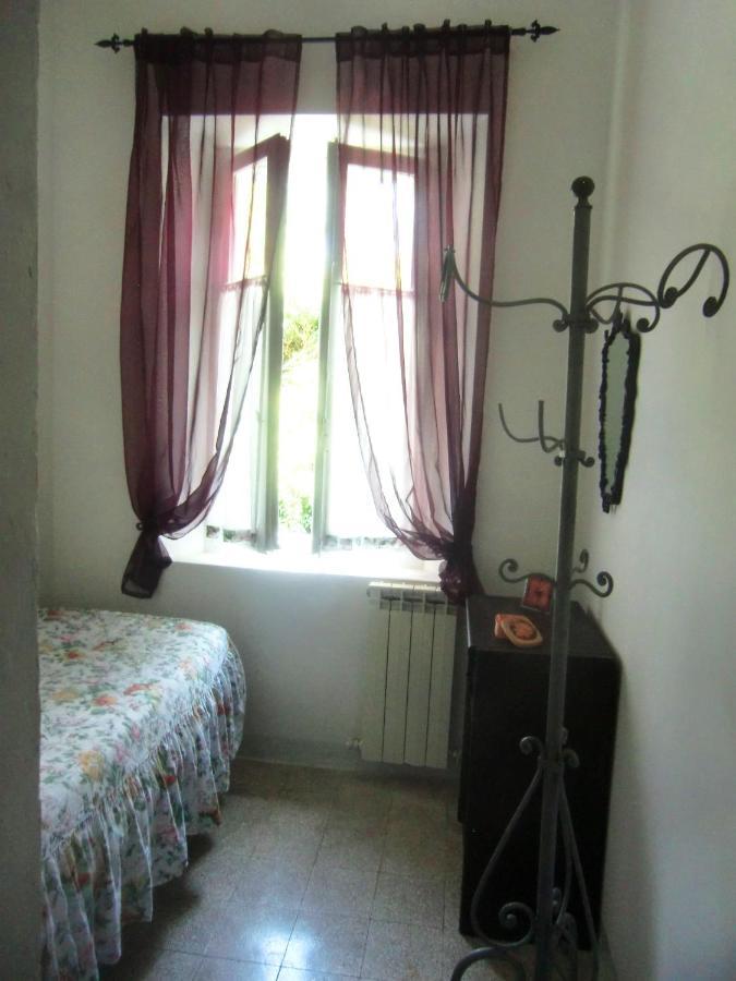 Ca' Perucci Affittacamere Urbino Esterno foto