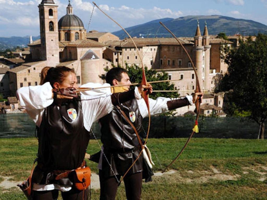 Ca' Perucci Affittacamere Urbino Esterno foto