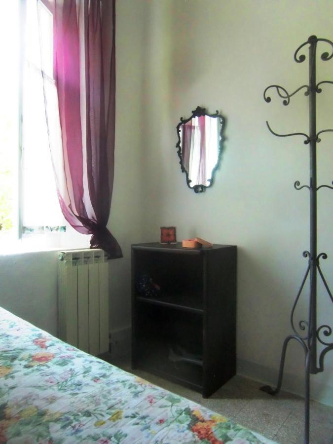 Ca' Perucci Affittacamere Urbino Esterno foto
